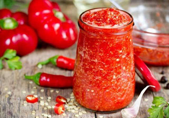 4 вкусных рецепта аджики для любителей острого